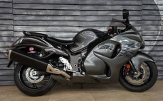 2019 Suzuki Hayabusa  WhatsApp +13236413248