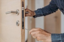 Searching for a professional locksmith?