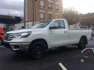 Toyota Hilux 2.4 L Pick-up Single Cab