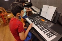 Keyboard Classes in Wadala | Glorious Music School