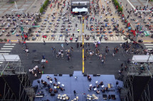 Track Live Wait Times & Parking Near You with Quyu!