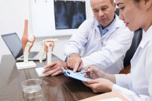 Trusted Knee Surgeon in Macclesfield – The Knee Clinic
