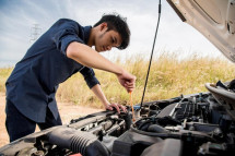 Spotting Bad Fuel Pump Symptoms Before It’s Too Late!