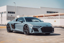 Experience Supercar Excellence with Audi R8 Rental Dubai