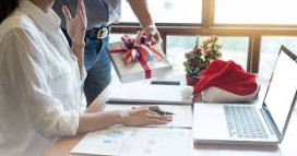 Premium Singapore Corporate Gifts for Every Business Occasion