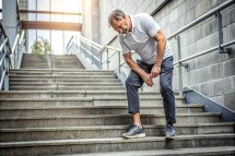 Knee Pain on Stairs — What Are the Treatment Options? | Private Knee Clinic Manchester